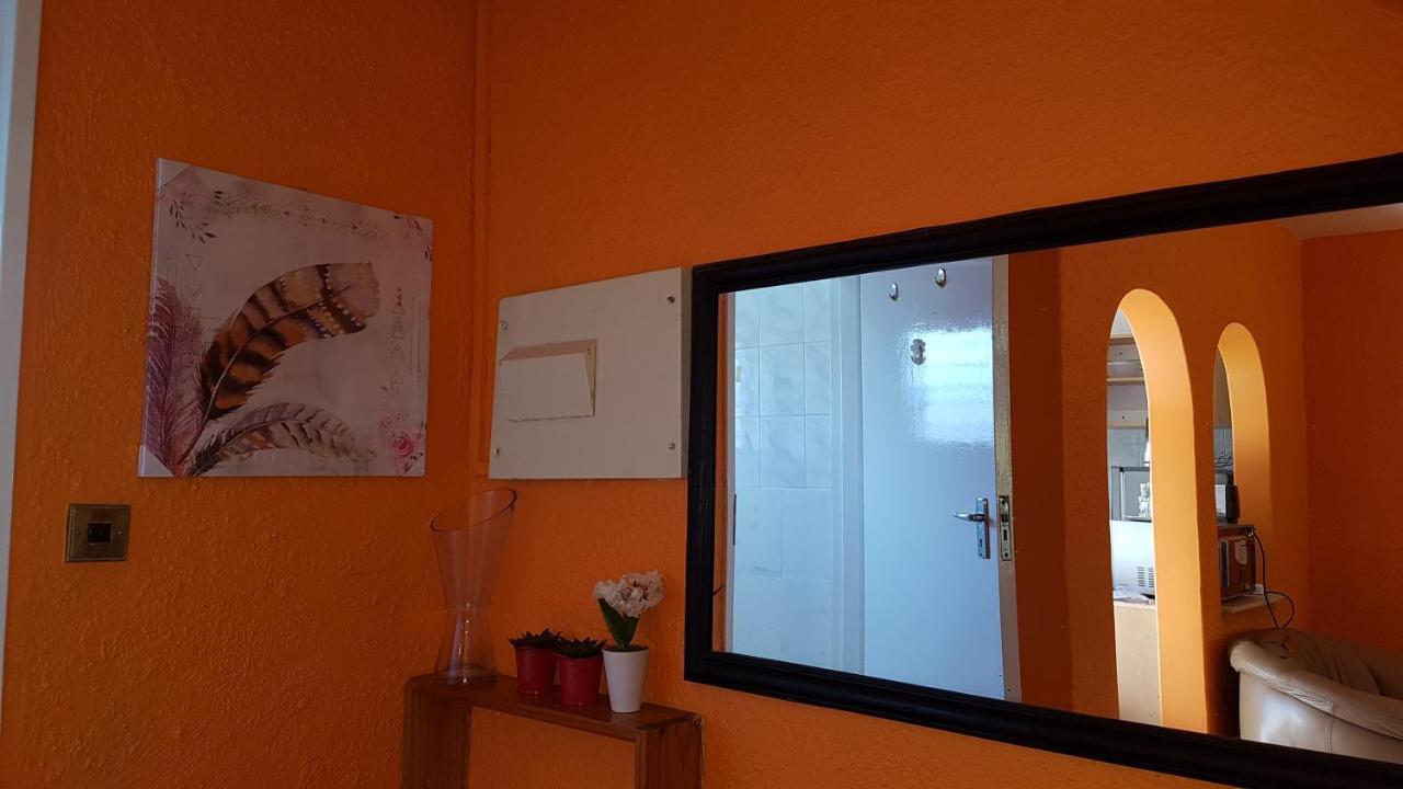 Lolo'S 1Bed Apt-Best Location-2Balconies Harare Extérieur photo